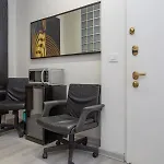Comfortable And Quiet Near M4 Metro