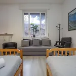 Comfortable And Quiet Near M4 Metro Apartment Milan