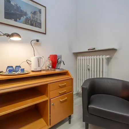 Comfortable And Quiet Near M4 Metro Apartmán *