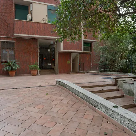 Apartmán Comfortable And Quiet Near M4 Metro